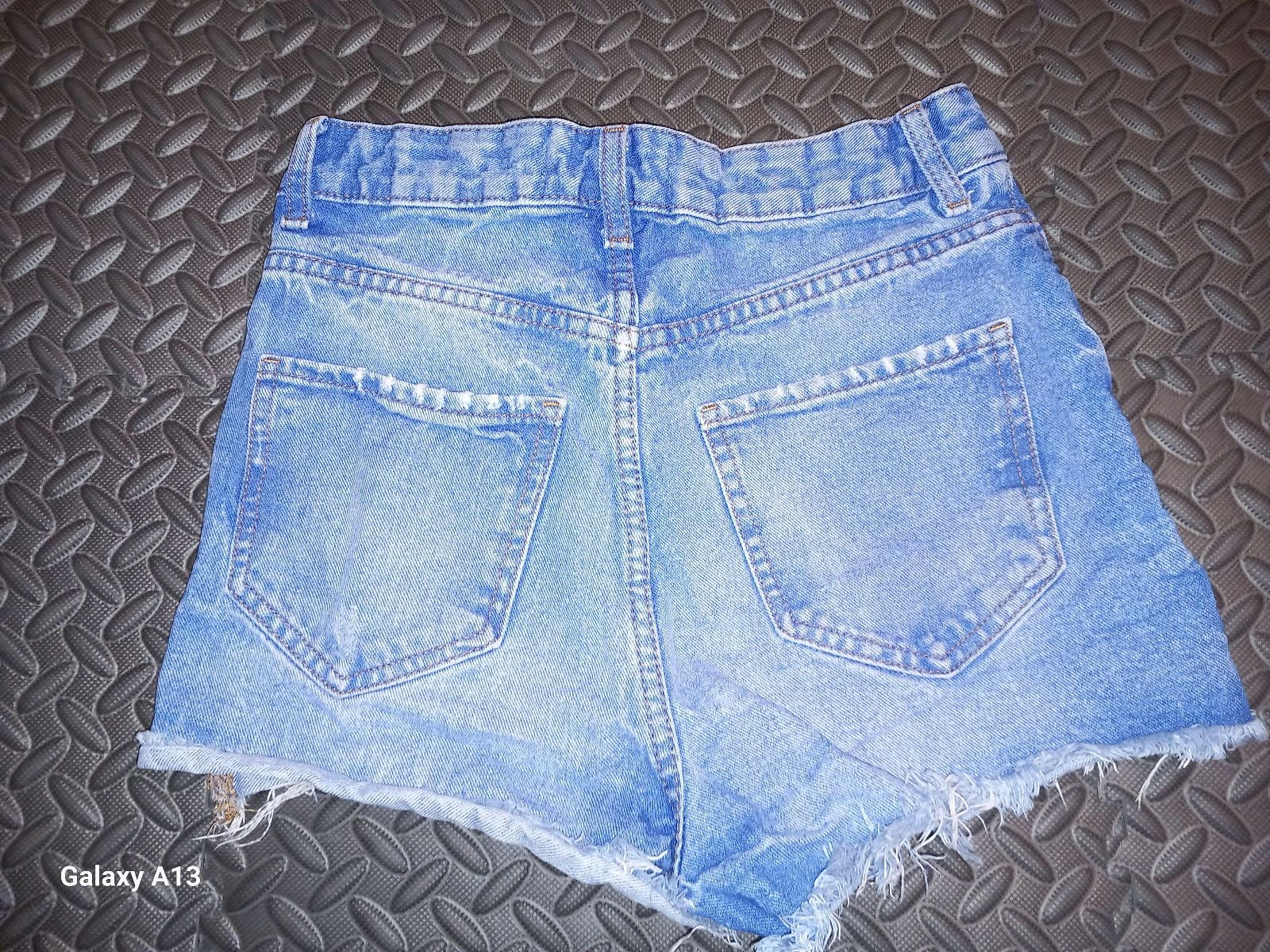Primark Washed Frayed Denim Shorts Size T34 / 6UK – photo 4